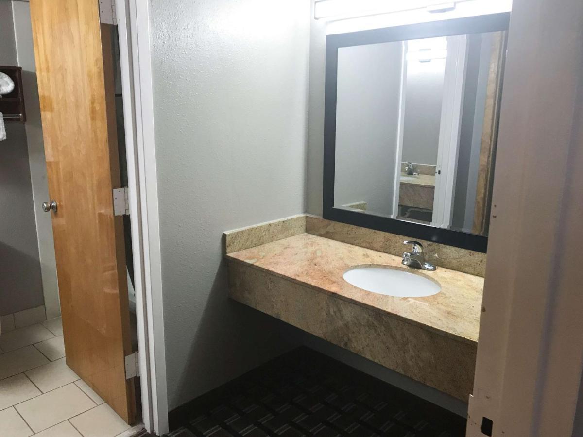 Studio 6 Suites Tupelo, Ms Екстер'єр фото